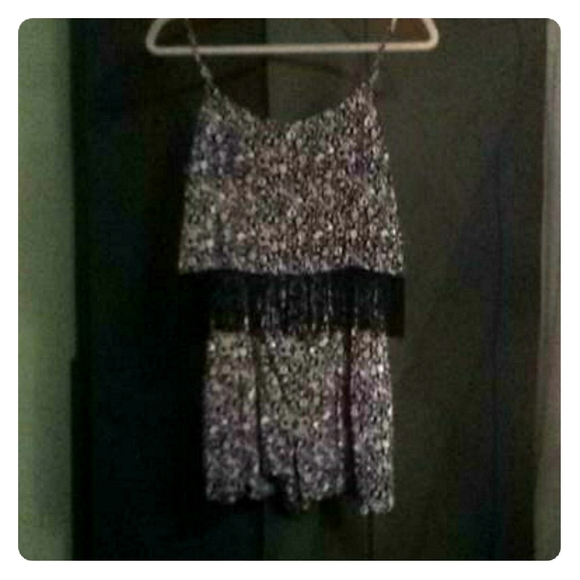 Black & white Romper shorts with fringe - Picture 1 of 4